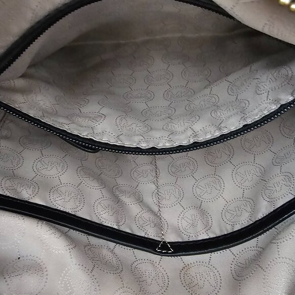 Michael Kors Milo Signature Leather Buckle Black & Beige Shoulder Bag COA - Picture 4 of 14